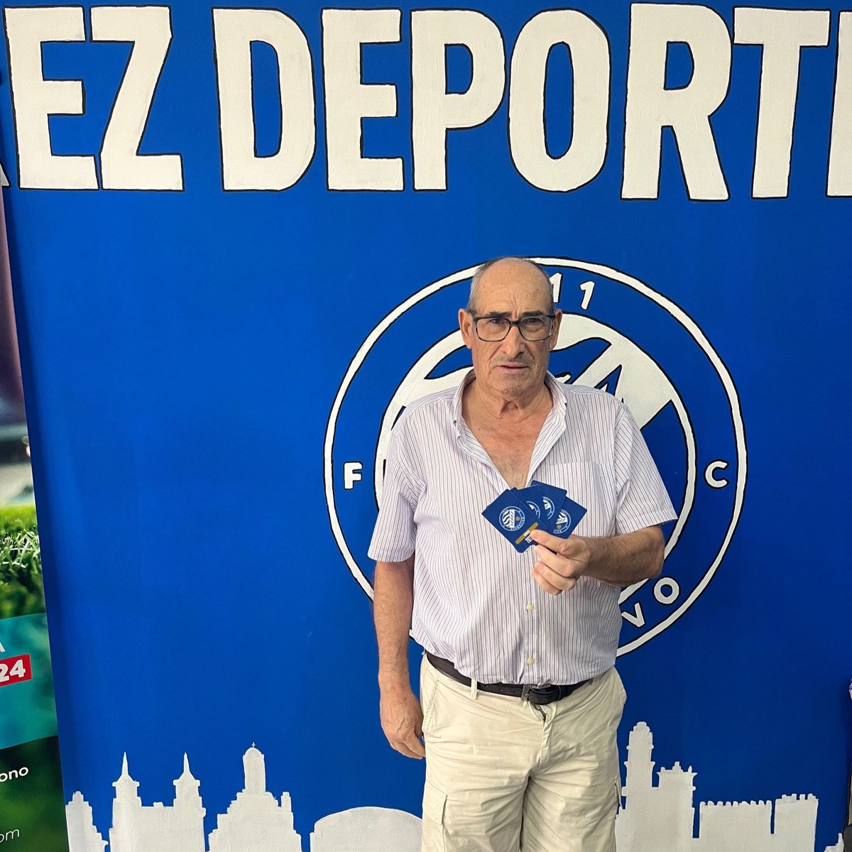 ⚫ Con profundo dolor y con el corazón roto despedimos a un ilustre Xerecista en el día de hoy: Don Rafael Guzmán.

El cielo hoy es más azul que nunca. Nuestro cariño y pesar hacia todos sus familiares y seres queridos.

Descanse en paz.