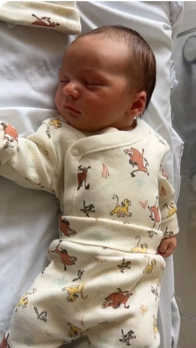 mbridge95's tweet photo. My beautiful great Niece and my beautiful Grandson, born a day apart. Couldn't be more proud🩷🩵 https://t.co/6a1YT7WpTW