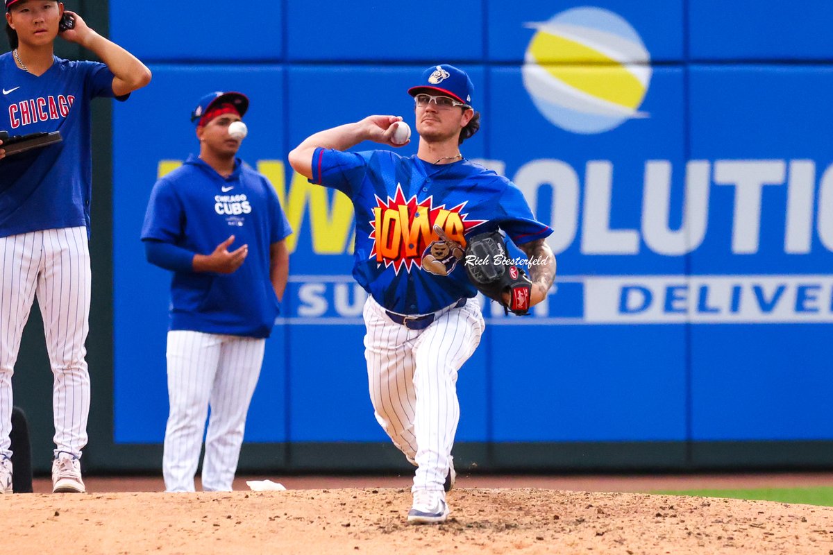 biest22's tweet photo. Not all heroes wear capes! @EthanXXVI with another scoreless innings for the @IowaCubs on Marvel Superhero night! #Cubs #CubsProspects https://t.co/PxVMKpUgZr