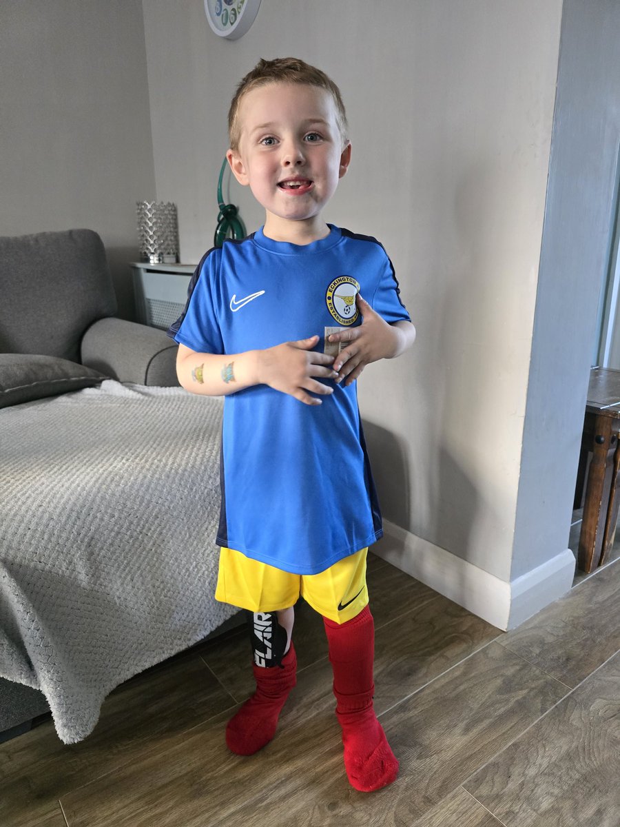 HeatherS3618's tweet photo. Proud of my little men tonight!

Harrison player of the night!

Joseph pushed through, joined in despite being 5 years old with asthma needing steroids and inhalers and then to top it off  double dose antibiotics for 5 days to clear up his pneumonia. This kid never gives up!!! https://t.co/vIjq1Mh1FN