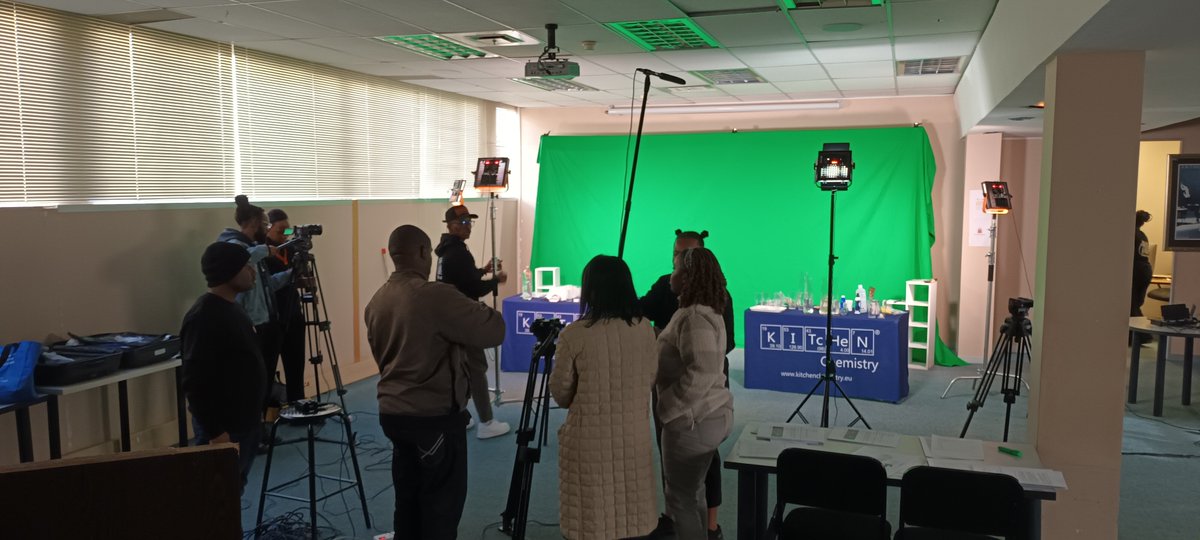 Next stop some #KitchenChemistry at <a href="/NEMISA_/">NEMISA</a> . A busy and productive day in the studios today. More to come tomorrow.

<a href="/RoySocChem/">Royal Society of Chemistry</a> <a href="/uniofeastanglia/">UEA</a> <a href="/UEA_Chemistry/">UEA Chemistry</a>