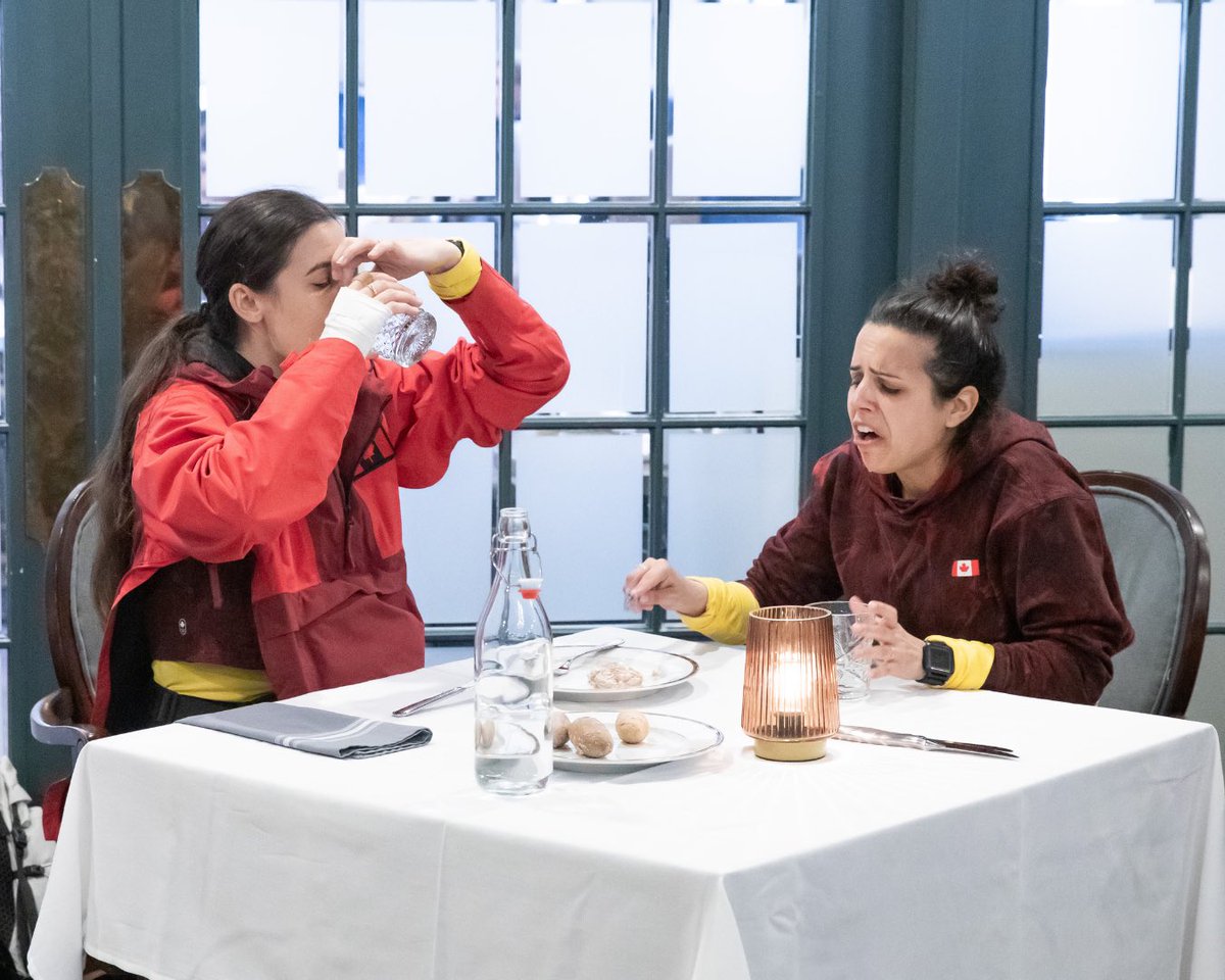 AmazingRaceCDA's tweet photo. Tune in tomorrow as the racers head to Jon’s hometown, Russell, Manitoba, with a special guest appearance by his mom, Joan! 

Watch on @CTV at 9/8c. #AmazingRaceCanada. https://t.co/GqDL322Xix