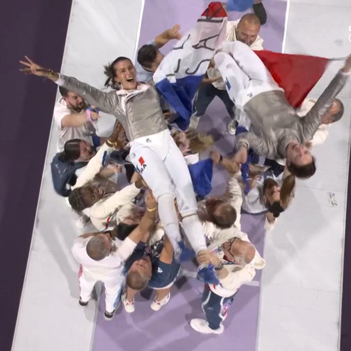 Cette image est si belle 🥹❤️ #Paris2024