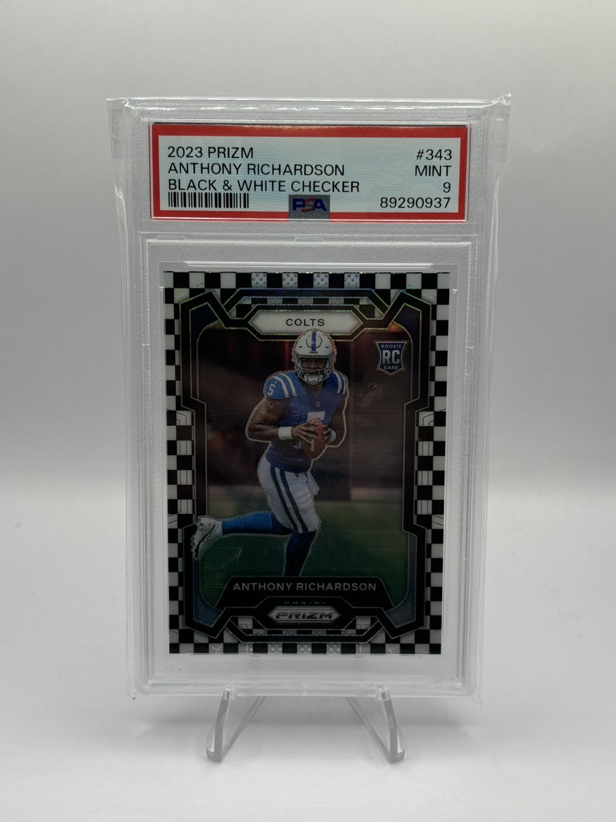 Pokes_Cards tweet media