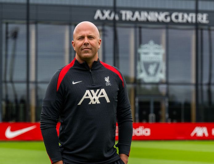 ¡Míster! 

Un 🧵 con curiosidades en los entrenamientos del nuevo staff de ARNE SLOT en Liverpool 🔴

Porteros con 🕶️ y reducción 🔈
Ejercicios físicos a lo 🏉
Vel. Alta de ⚽️ en construcción 🏗️

Las NOTAS a final de temporada 📋

Pero..vamos a descubrirlo ⬇️