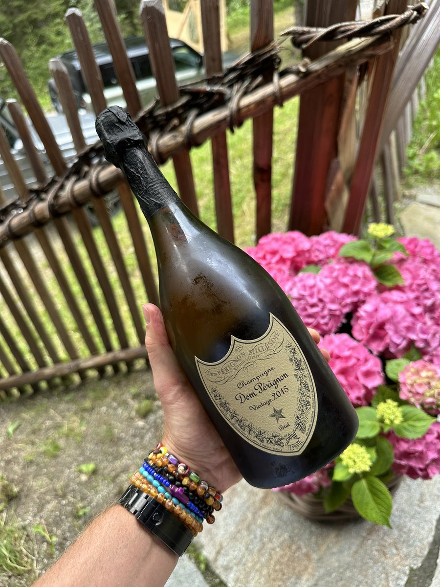 First time the new vintage 2015 👍🏻#domperignon #champagne #riedel