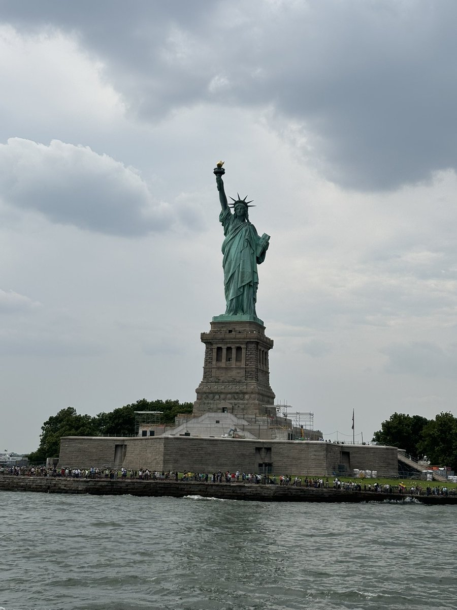 raztheblue's tweet photo. Last day in New York what a place https://t.co/UMy0tOcXqJ