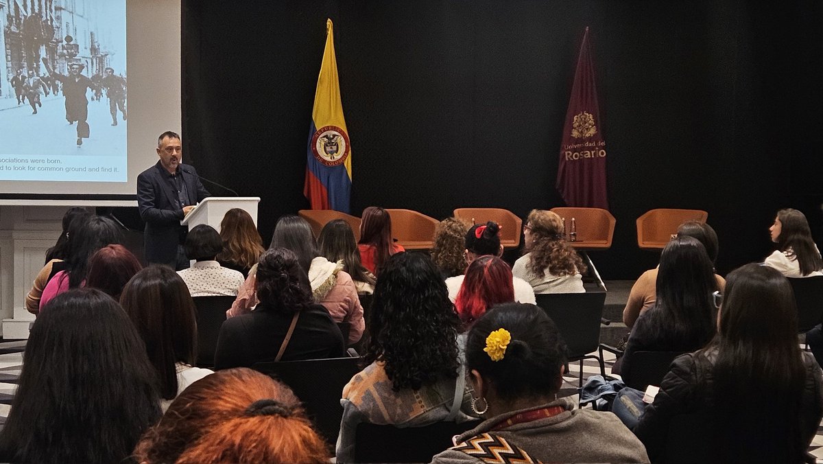 Acompáñanos a dialogar sobre la primera infancia, en Conversaciones de calidad | Primera Infancia: un asunto de todos con <a href="/Ninez_Ya/">NiñezYA – Sociedad Civil por la Niñez</a> y <a href="/Riojuegoaprendo/">Ríojuegoyaprendo</a>

#Envivo 👉 bit.ly/3Sxhjtl