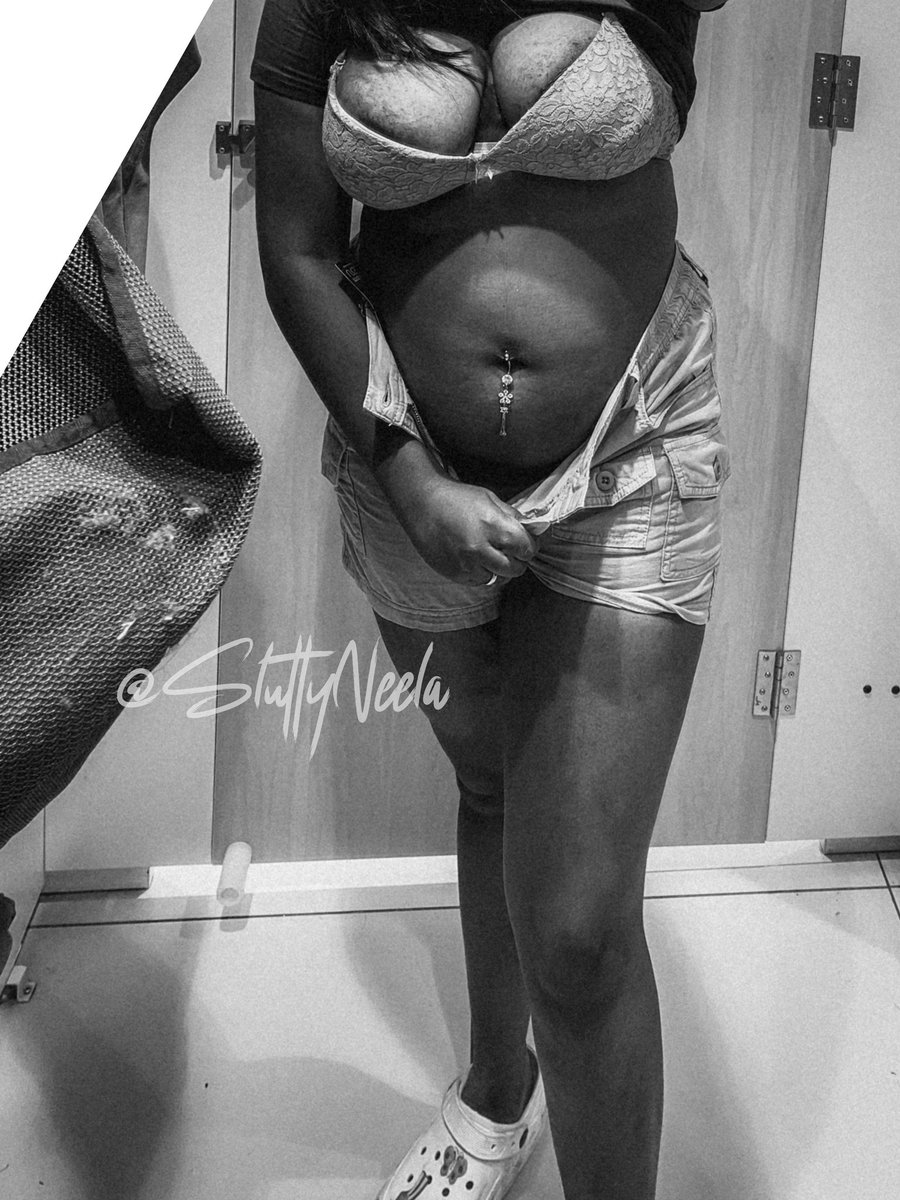 SluttyNeela's tweet photo. The urge to get naughty in the trail room.🥵🥵 https://t.co/gx9pMgl0Rk