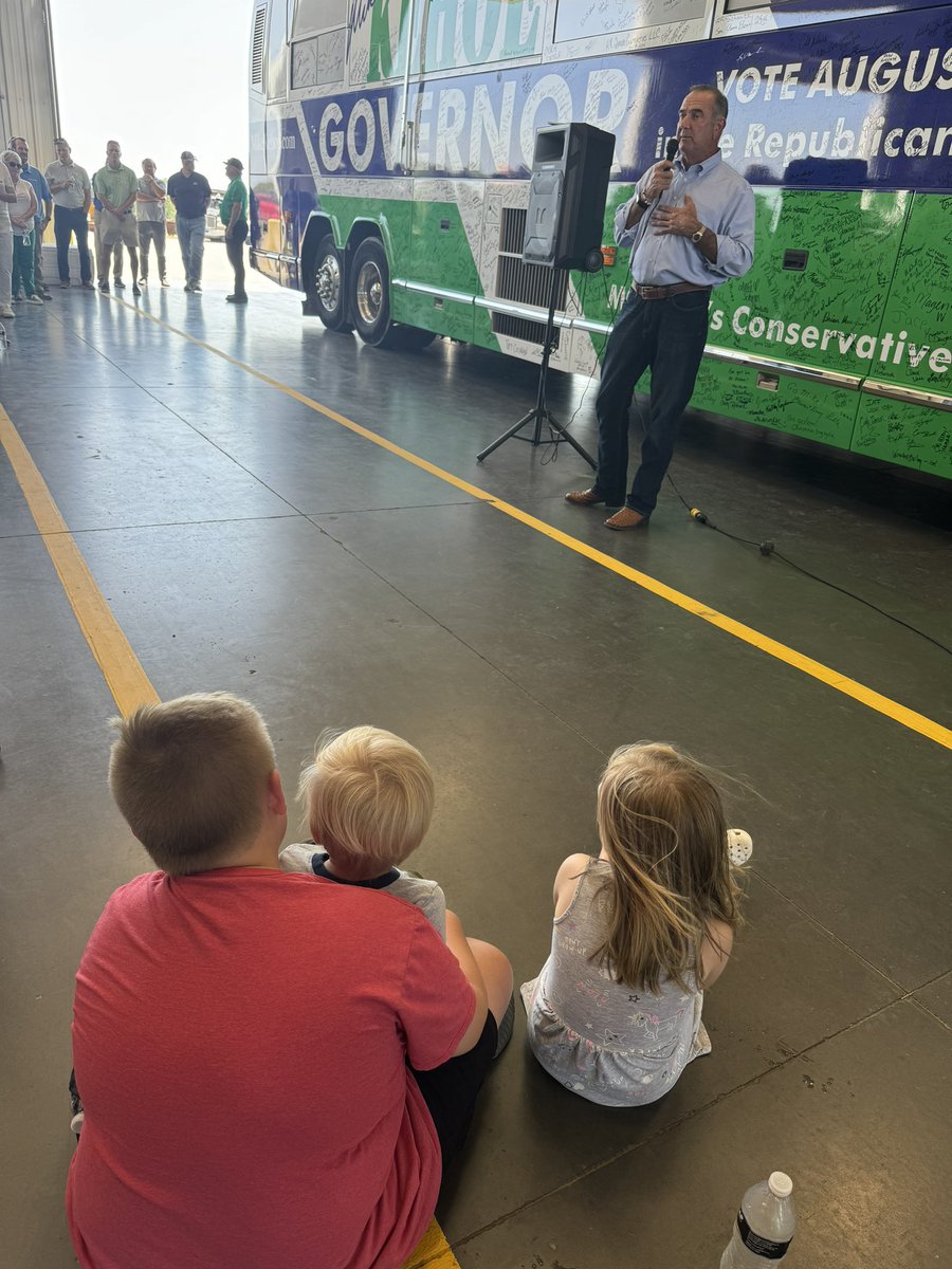 calebrowden's tweet photo. The Rowden Clan was happy to welcome Missouri’s next Governor to Columbia today. 

They loved signing the bus!! 

Let’s go!! #MOGov #MOLeg @MikeLKehoe https://t.co/stV1PuO7gQ