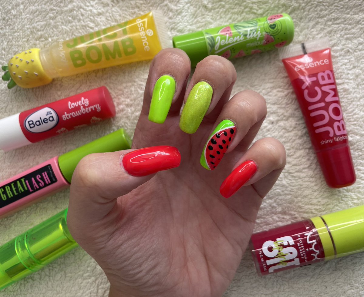 meshty95's tweet photo. #nails #manicure #gelnails #nailideas #nailinspo #manicureideas #manicureinspo #watermelon #watermelonnails #summermanicure #watermelonmanicure #meshtysgelnails 
#summernails #lifeofmeshty #essence #nailsoftwitter #manicureoftwitter #nyx 
-
ᴡᴀᴛᴇʀᴍᴇʟᴏɴ ꜱᴜɢᴀʀ 🍉💚❤️💅🏽 
- https://t.co/95EEzDSsv1