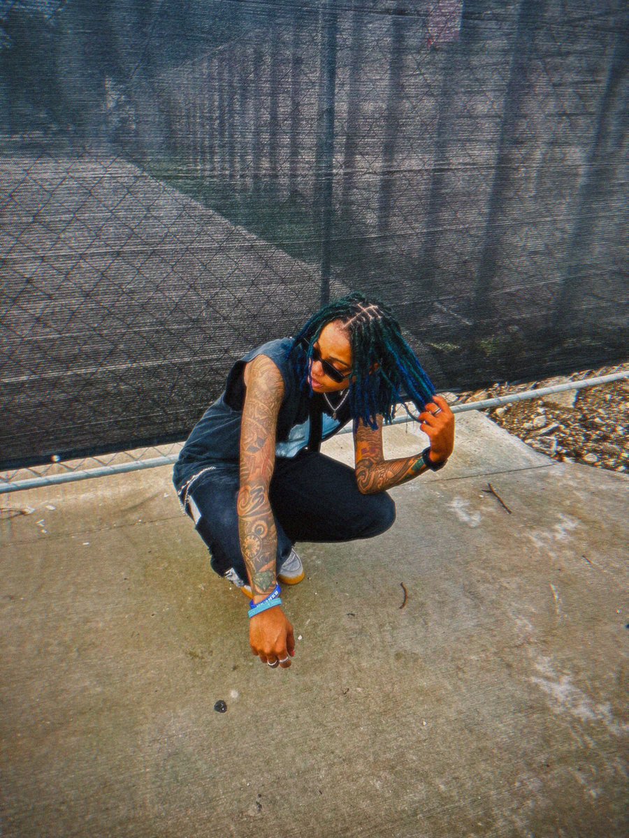 MiNO 🙂‍↕️ tweet media