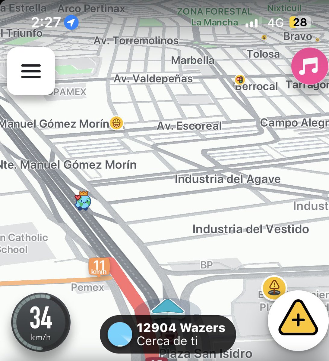 sammydoc03's tweet photo. @siapagdl @Trafico_ZMG fuga de agua desde hace varios días sobre lateral de periférico norte afuera de plaza san Isidro en Zapopan https://t.co/KK0F6E7dY7