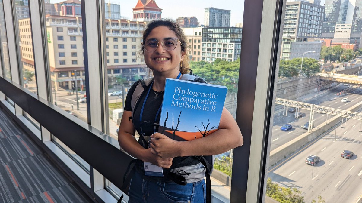 The first grad student at #evol2024 that responds correctly to this tweet with the number of tips in a rooted seven taxon tree can pick up a free copy of my book with <a href="/lukejharmon/">Luke Harmon</a> from <a href="/alarconvv/">VivianaRomero Alarcon</a> at tonight's poster session. (Please, only if you don't have it already!)