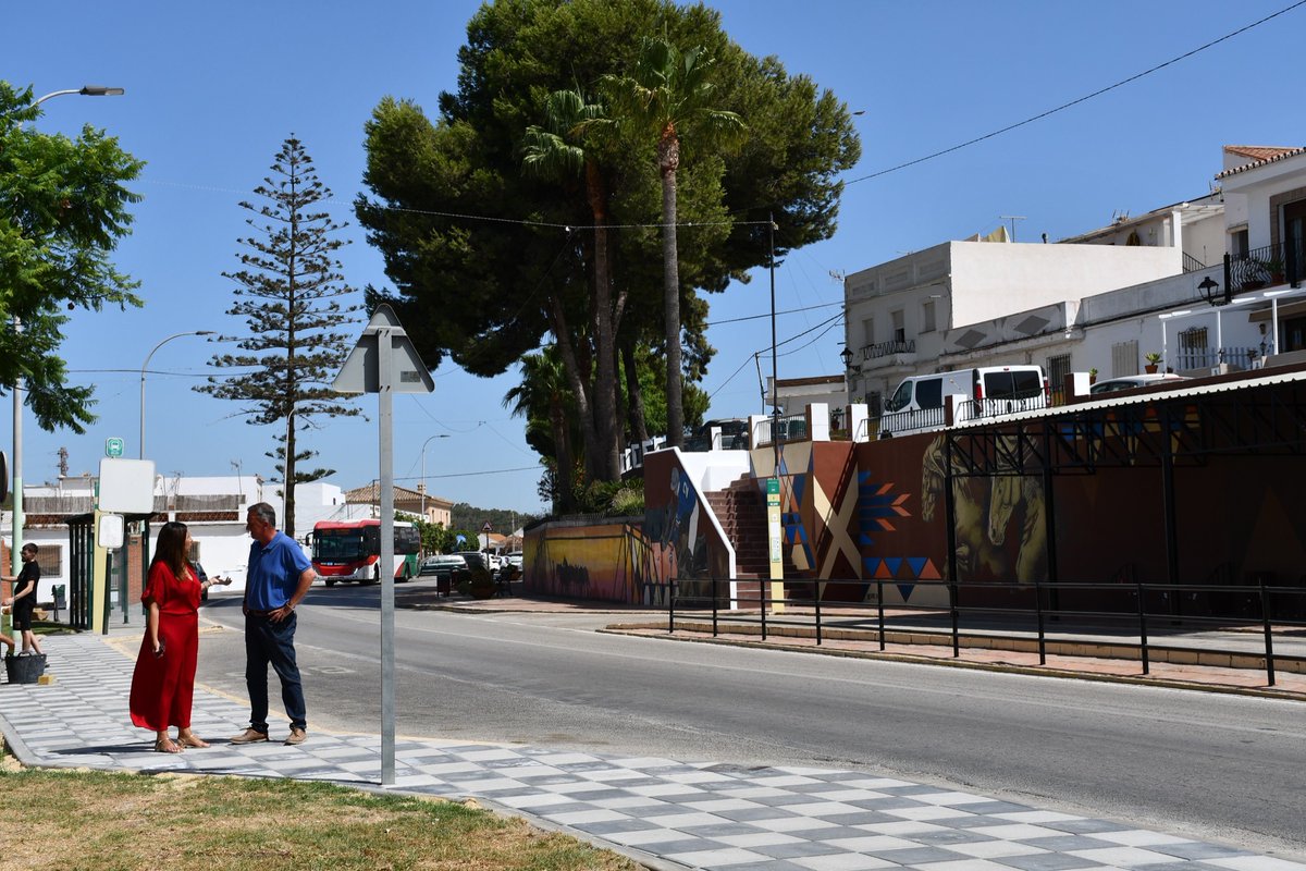 SGPLUSotogrande's tweet image. Mejoras en los acerados de la travesía de San Enrique
Además de otras actuaciones, se ha construido totalmente nuevo el acerado anexo a la parada de autobuses, dirección A-7
#sgplusnoticias #SanEnrique
 sgplus.es/mejoras-en-los…