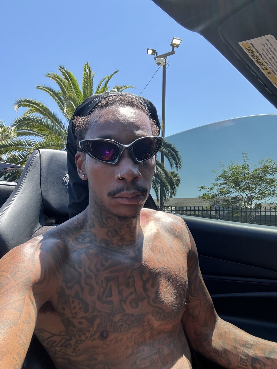 Wiz Khalifa tweet media