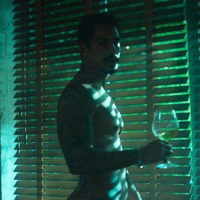 semcamisacaps's tweet photo. Micael Borges sem camisa / nu em O Lado Bom de Ser Traída: https://t.co/4PXB72gp7g https://t.co/RNgTswSjzl