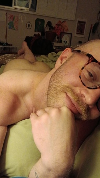 Just stopped by to say heyy ✨️ https://t.co/8K5YErWUQQ