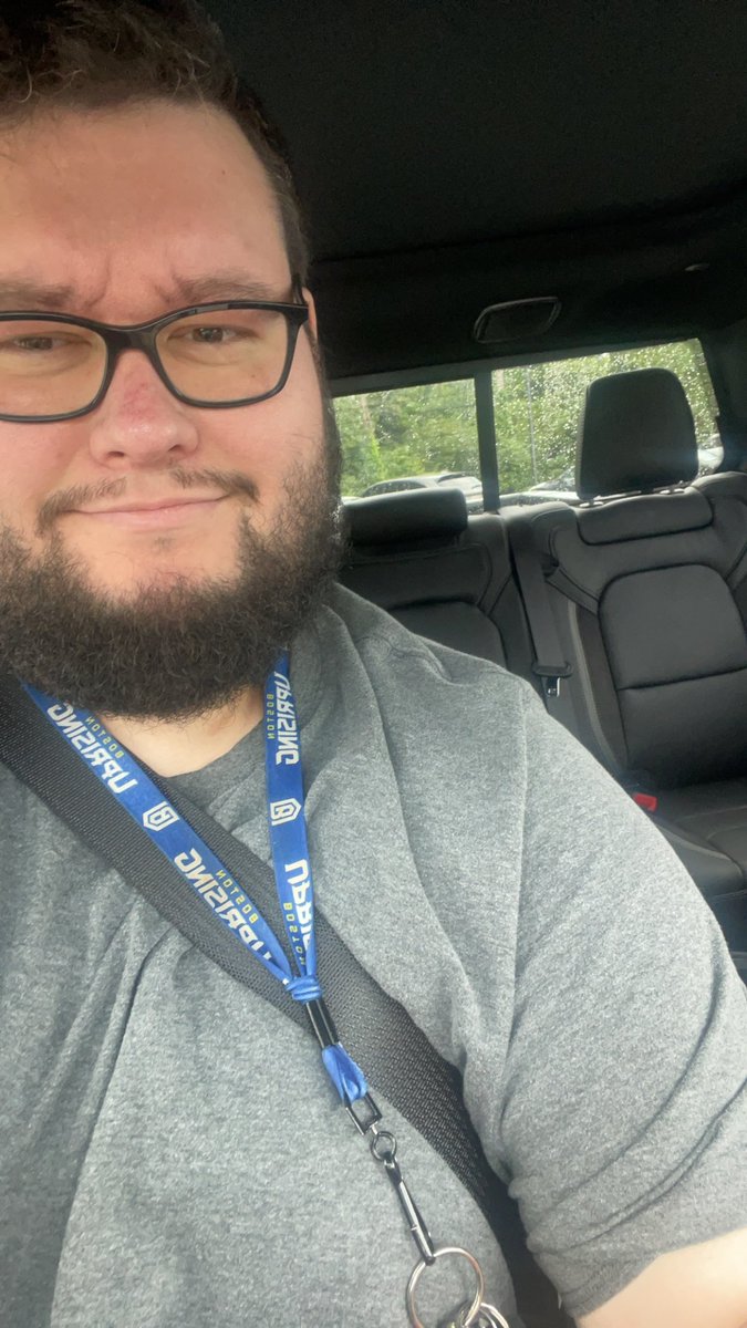 Flats_OW's tweet photo. @confusionkys Not a gray/ blue shirt so automatically ruled out 

Nice engagement bait? https://t.co/D8wvL7TS81