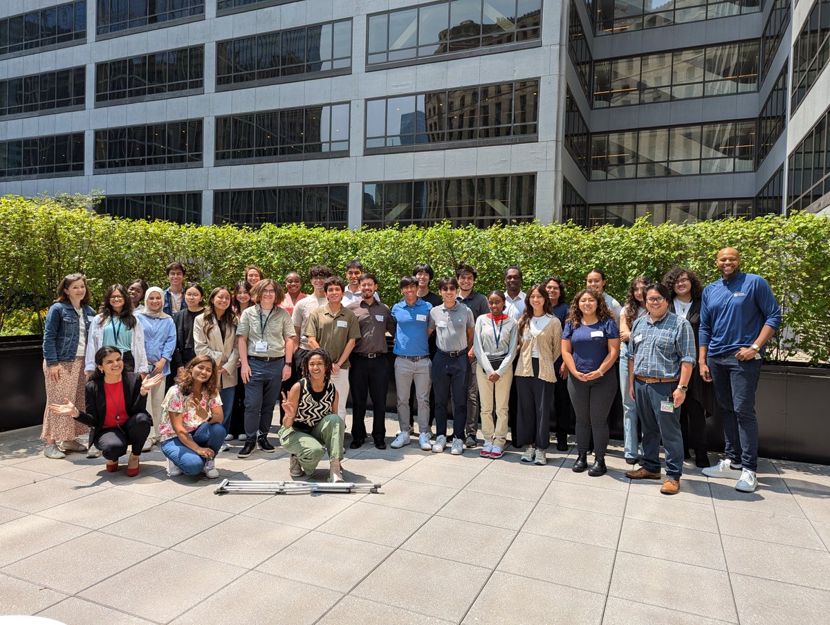 Discovery Partners Institute (@discoverdpi) on Twitter photo Summer Tech Interns got incredible learning experience at <a href="/Discover/">Discover</a> last Friday! Included a financial literacy workshop, networking deep dive & career panel. Crucial information ensuring students’ financial & professional futures bright! Thank you everyone @ Discover!#DiscoverDPI Summer Tech Interns got incredible learning experience at <a href="/Discover/">Discover</a> last Friday! Included a financial literacy workshop, networking deep dive & career panel. Crucial information ensuring students’ financial & professional futures bright! Thank you everyone @ Discover!#DiscoverDPI