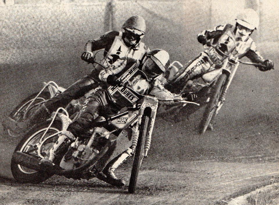 Upright Speedway  tweet media