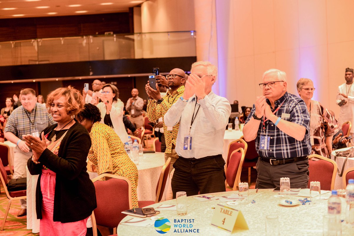 BaptistWorld's tweet photo. Photo splash of #BWAlagos attendees capturing the vibrant fellowship and camaraderie experienced throughout the gathering. The moments shared reflect the unity and joy of the Baptist World Alliance family. What a memorable and uplifting time together!
#BaptistWorld https://t.co/INpJeLnoXj