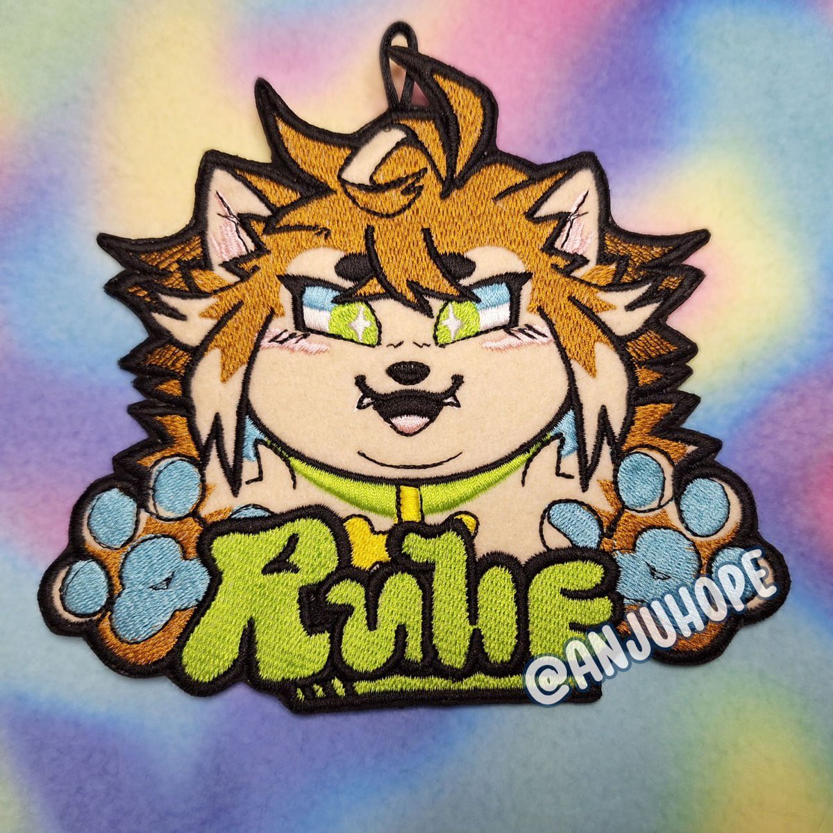 My boyfriend and I are making badges on his embroidery machine