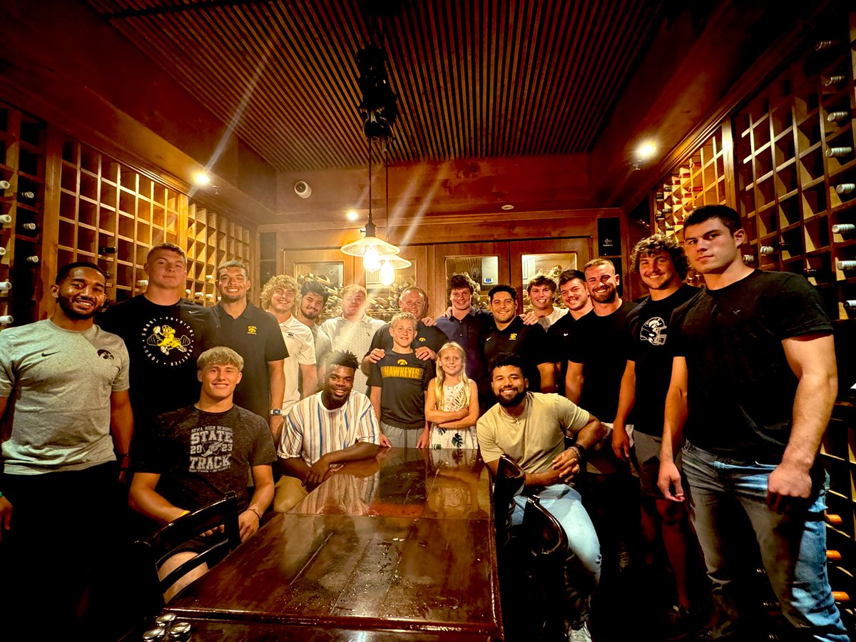 Time well spent!

The 2024 Iowa Hawkeye Linebackers!
A couple more will arrive tomorrow. 

Excited for these guys! Already looking good in the Black and Gold. #WantTo #Mutts

Appreciate the hospitality… Thank you!iowachophouseic.com