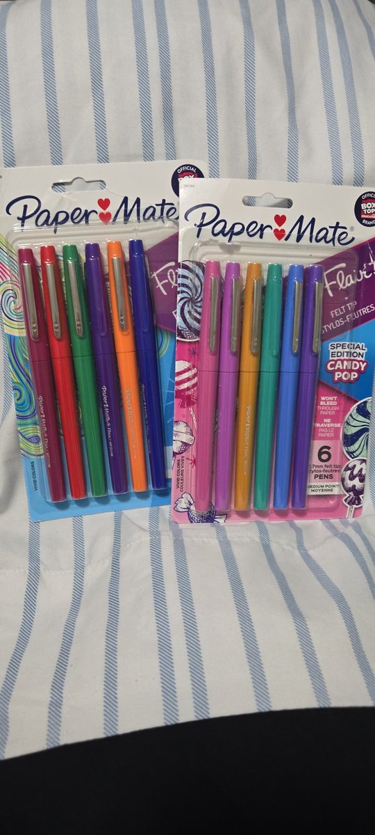 Taking a quick poll....
Teachers, can you ever have enough Flair pens? 

I say "Never" but Hubby says "Definitely". 

(These are just a few of the ones I bought for the new school year)

What do you say?