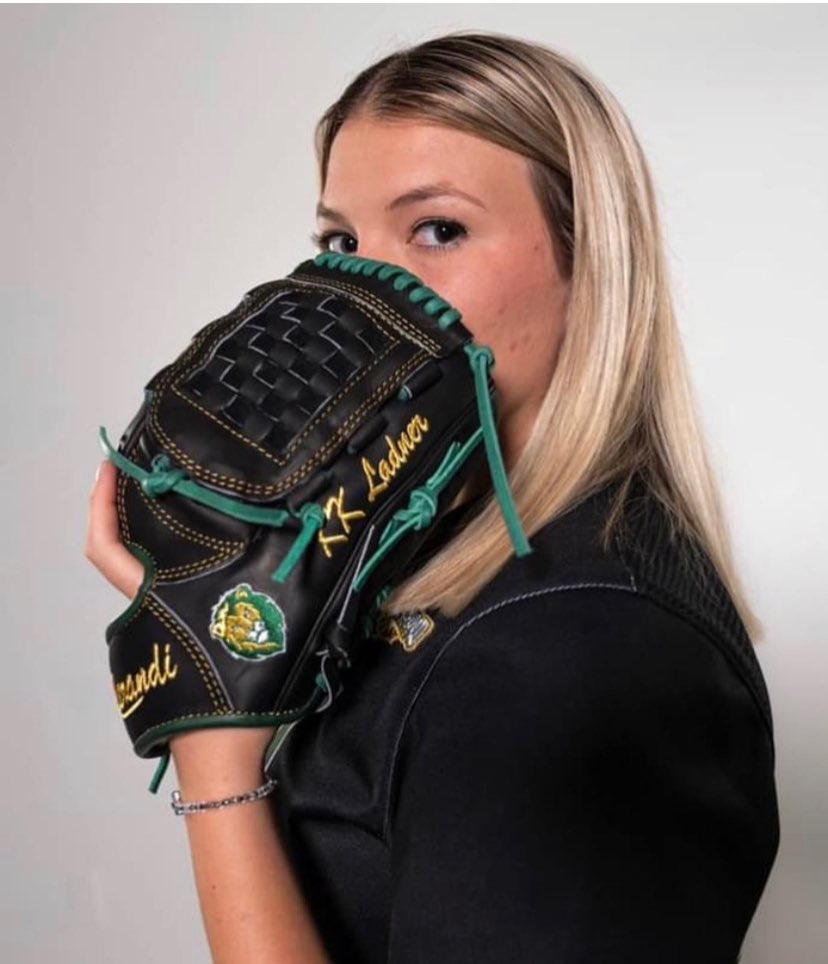LouisLlerandi's tweet photo. https://t.co/NKBnXOth3A of Houston!
Very proud to announce that one of our national reps will be an assistant coach at Southeastern Louisiana @TheStateofSLU @KaylanLadner we know you will do a tremendous job!! Congrats KK!
@TopPreps @Softball_La @dacula_softball https://t.co/SoRY4w684I