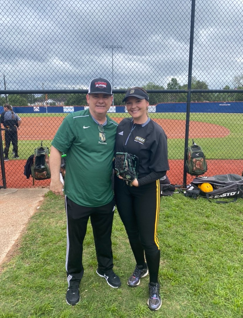 Llerandigloves.com of Houston!
Very proud to announce that one of our national reps will be an assistant coach at Southeastern Louisiana <a href="/TheStateofSLU/">The State of Southeastern</a> <a href="/KaylanLadner/">Coach KK</a> we know you will do a tremendous job!! Congrats KK!
<a href="/TopPreps/">TOP PREPS - Free Sports News, Videos & Information</a> @Softball_La <a href="/dacula_softball/">Dacula High School Softball</a>