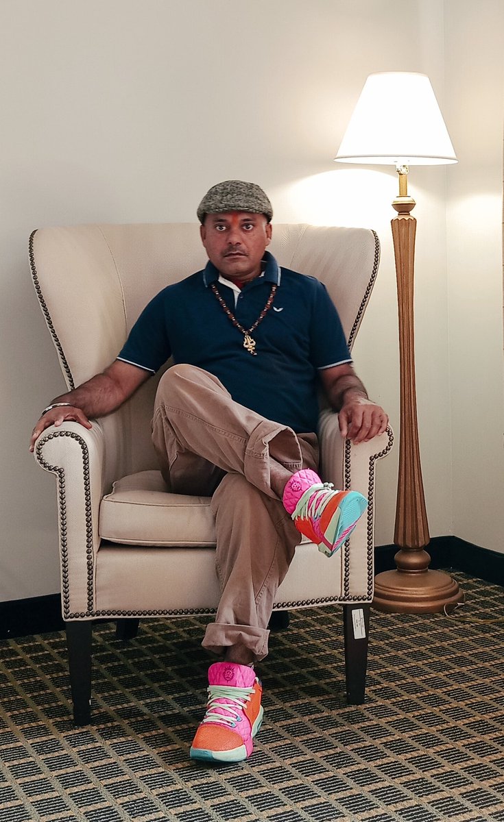 VkramMohan's tweet photo. The Solitude of the throne, A journey of the undefeated Maxican Man
#solitude #throne #journey #maxican #webshow #tvseries #Netflix #Amazon #prime #actor #artists #Hollywood #Bollywood #maxico #USA #India #actorlife https://t.co/vX1JvWFIjy