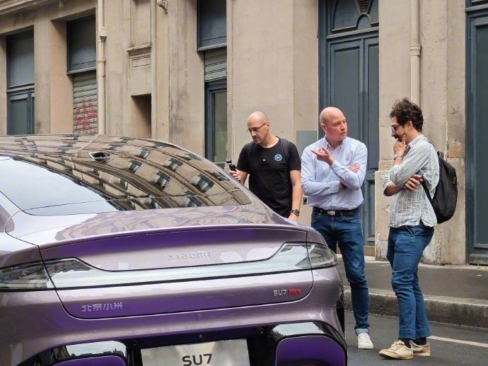 AutoUpdate14's tweet photo. Xiaomi seeks major EV expansion, acquires land for $116M
https://t.co/fPtfvQL29b https://t.co/kSbV2UDGMl