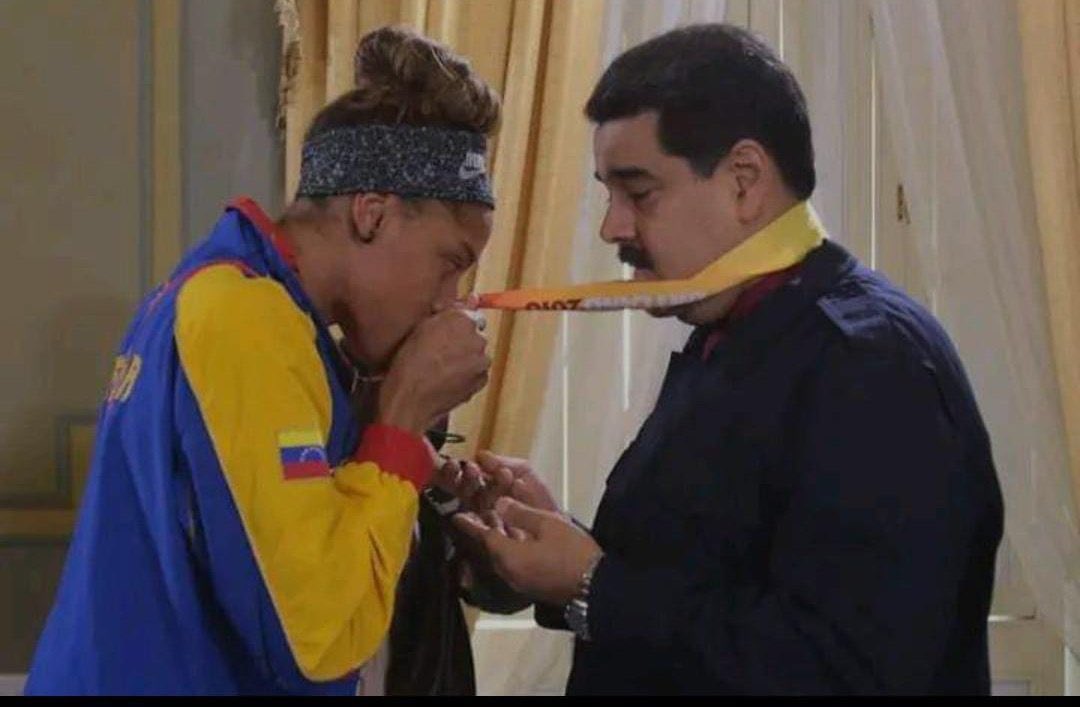 Pedimos formalmente y cívicamente la desvinculación de <a href="/TeamRojas45/">Yulimar Rojas</a> de la institución <a href="/FCBarcelona/">FC Barcelona</a>.

Una atleta que apoya abiertamente a dictadores y tiranos no debe representar los colores de esta institución.

De no hacerlo responderemos con un boicot y desafiliación al club.