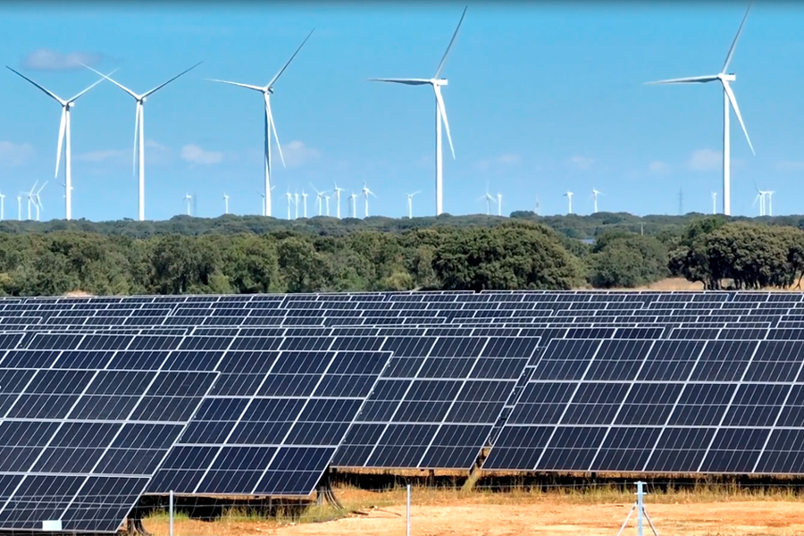 johnrhanger's tweet photo. Good morning with good news: Spain will increase RE generated electricity from ~50% in 2023 to 81% in 2030! Wow!

How? Spain will build 300 more renewable energy projects, totaling 28 GW. Investments will be mainly in solar but also include 43 wind farms and 1 new hydro facility. https://t.co/NQIexQajrm