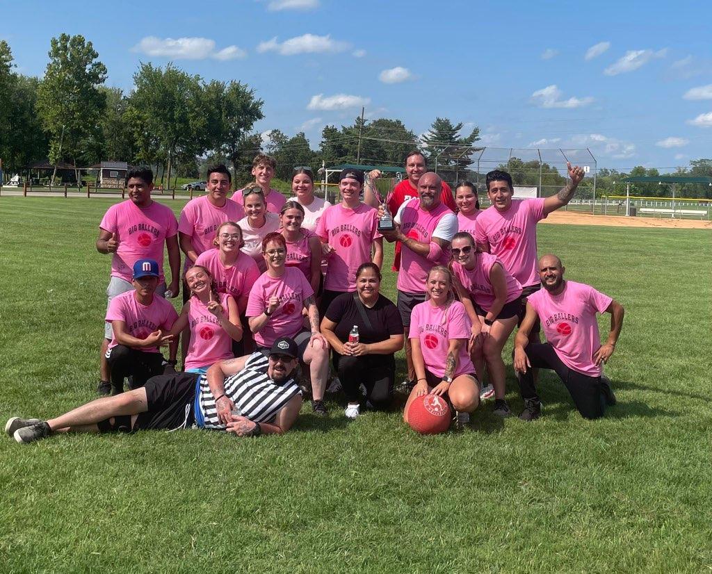Nichole Lopez (@nicholimon88) on Twitter photo Team ARNOLD for the WIN! Annual Kickball Event 2024! We did this for so many reason! Representing ourselves, our restaurant and also for <a href="/mikey_brown1715/">Michael Brown</a> 👌. This team always comes together through anything and everything.
#ChilisLove
#ChilisKickball
#WeWinTogether
#ChilisHeat Team ARNOLD for the WIN! Annual Kickball Event 2024! We did this for so many reason! Representing ourselves, our restaurant and also for <a href="/mikey_brown1715/">Michael Brown</a> 👌. This team always comes together through anything and everything.
#ChilisLove
#ChilisKickball
#WeWinTogether
#ChilisHeat