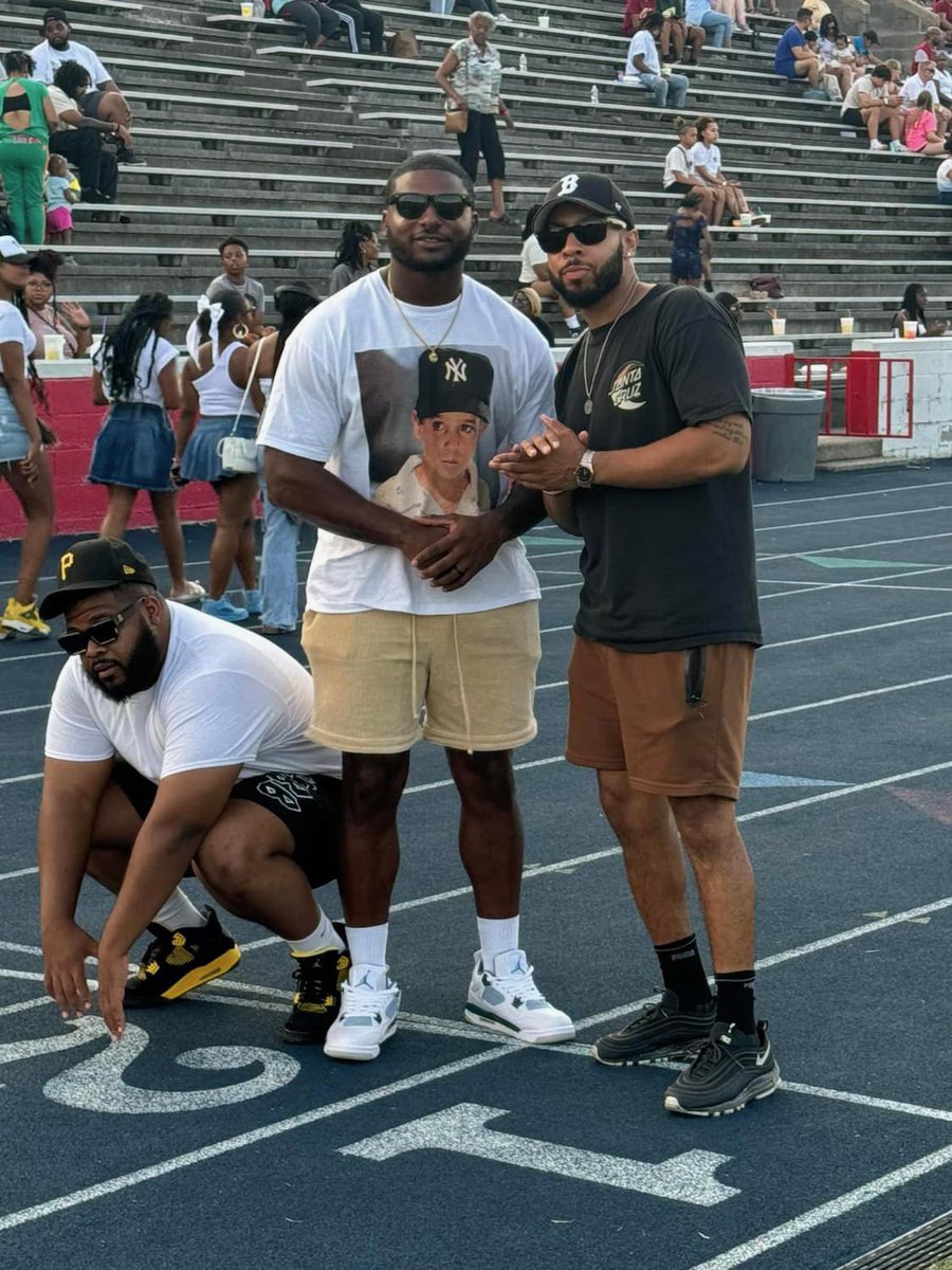 Gee☄️ tweet media