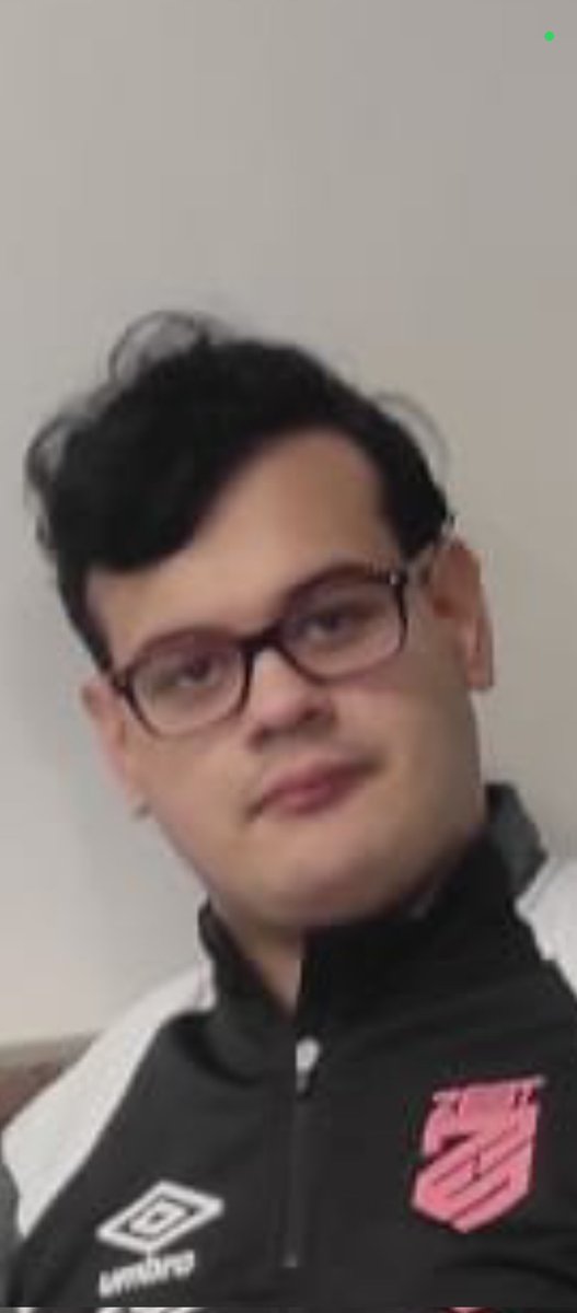 Más que una cena entre amigos, parecía una cena familiar. 
Sin ustedes esto no hubiera sido posible.
Solo me queda agradecerles por esta experiencia inolvidable.