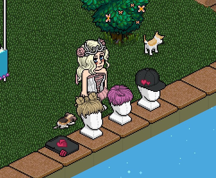 Sorteo 💘 3 ganadores 💘

Requisitos: Dar Rt + Seguir

Premios:
1er ganador “Ropa del crafteo fusión”
2do ganador “20 créditos ”
3er ganador “10 créditos”

Termina mañana a cualquier hora 💘