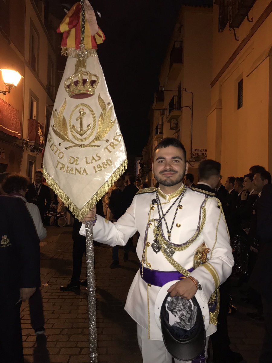 Manurd1995's tweet photo. Triana,siempre Triana.♥️⚓️ https://t.co/xXbwRZtHPk