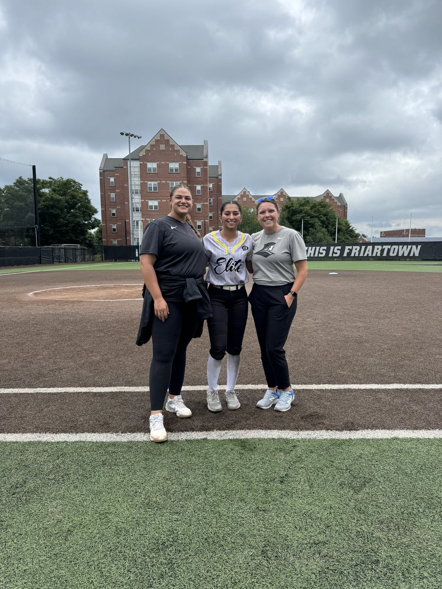shelbyquinn2027's tweet photo. Had an amazing time at the @PCfriarsoftball camp today!! Such a great opportunity to work with all the coaches and some players!! Can’t wait to be back!! https://t.co/bDb4zs4nLU