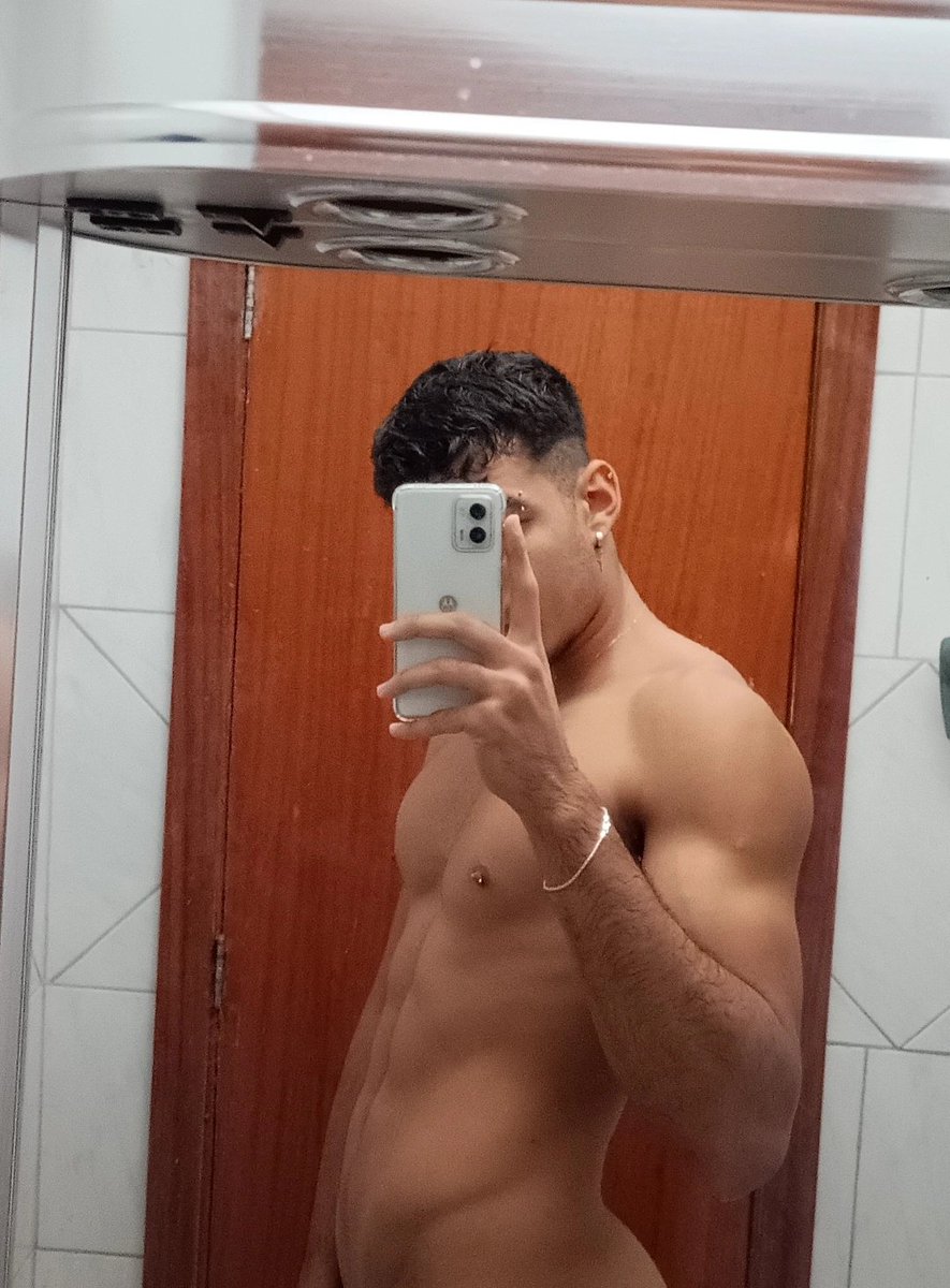 Soterogaylitano tweet media