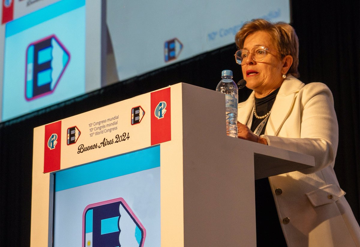 💬 Llegó la hora de la justicia de género. Las mujeres ya no lloramos, las mujeres gobernamos.

💬 Le temps est venu pour la justice de genre. Les femmes ne pleurent plus, les femmes gouvernent.

💬 The time has come for gender justice. Women don't cry, they govern.

#EICongress