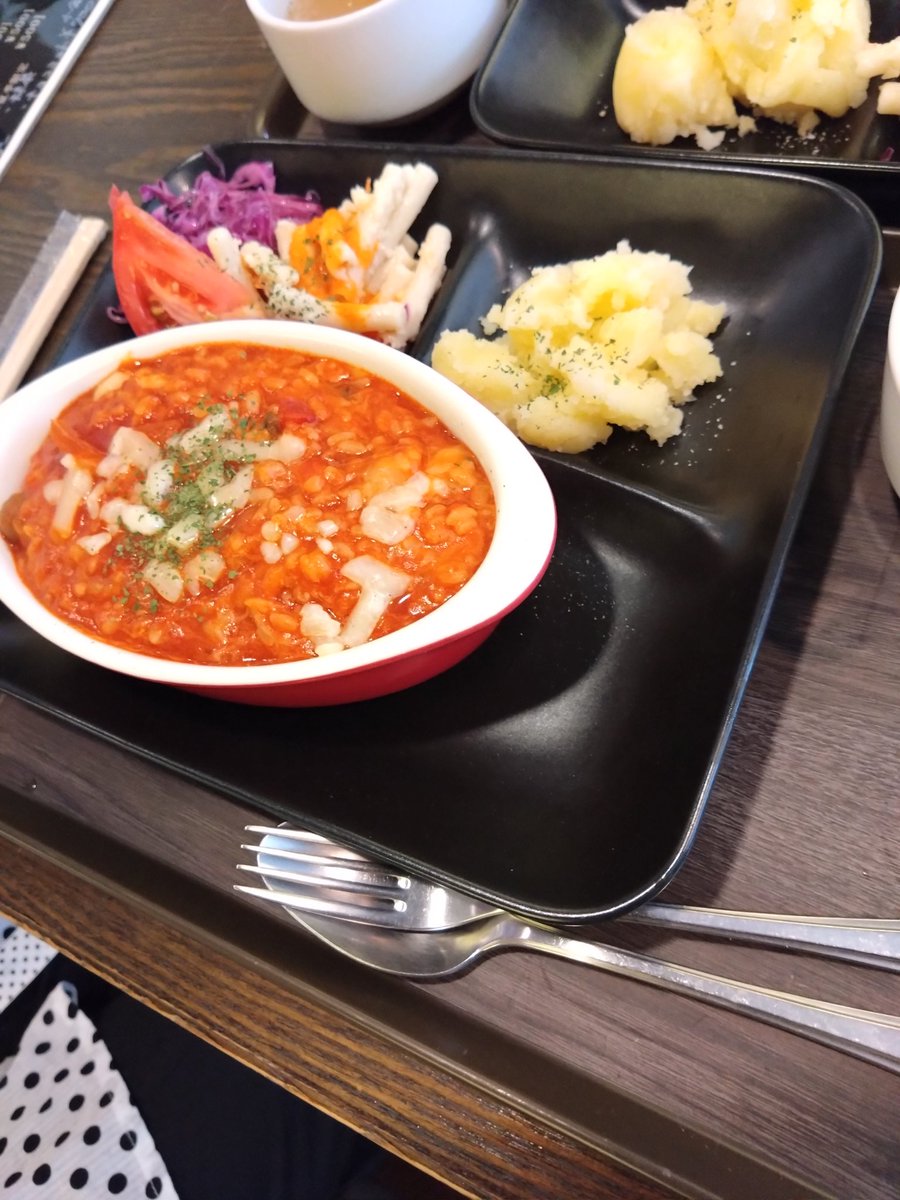 おはようございます☀

毎日　猛暑で身体バテバテ
って方が多い　気がします

暑い日は　食欲が無くなったり

サッパリした物を好んだり
冷たい飲み物ばかり

飲んだりしていると

思います

この猛暑に戦うには

しっかり　朝ご飯を

食べて　猛暑を乗り切って下さい

#モーニング　
#旗の台カフェ