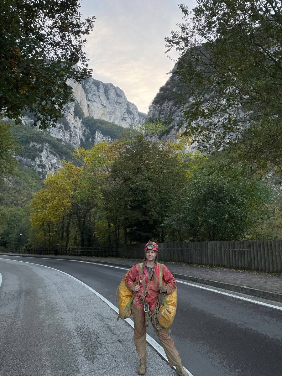 Congratulations Dr. <a href="/BeggiaZoa/">Zoë Havlena</a>!!