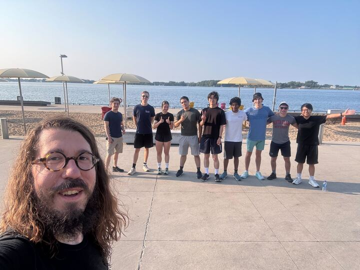 builderswhorun tweet picture