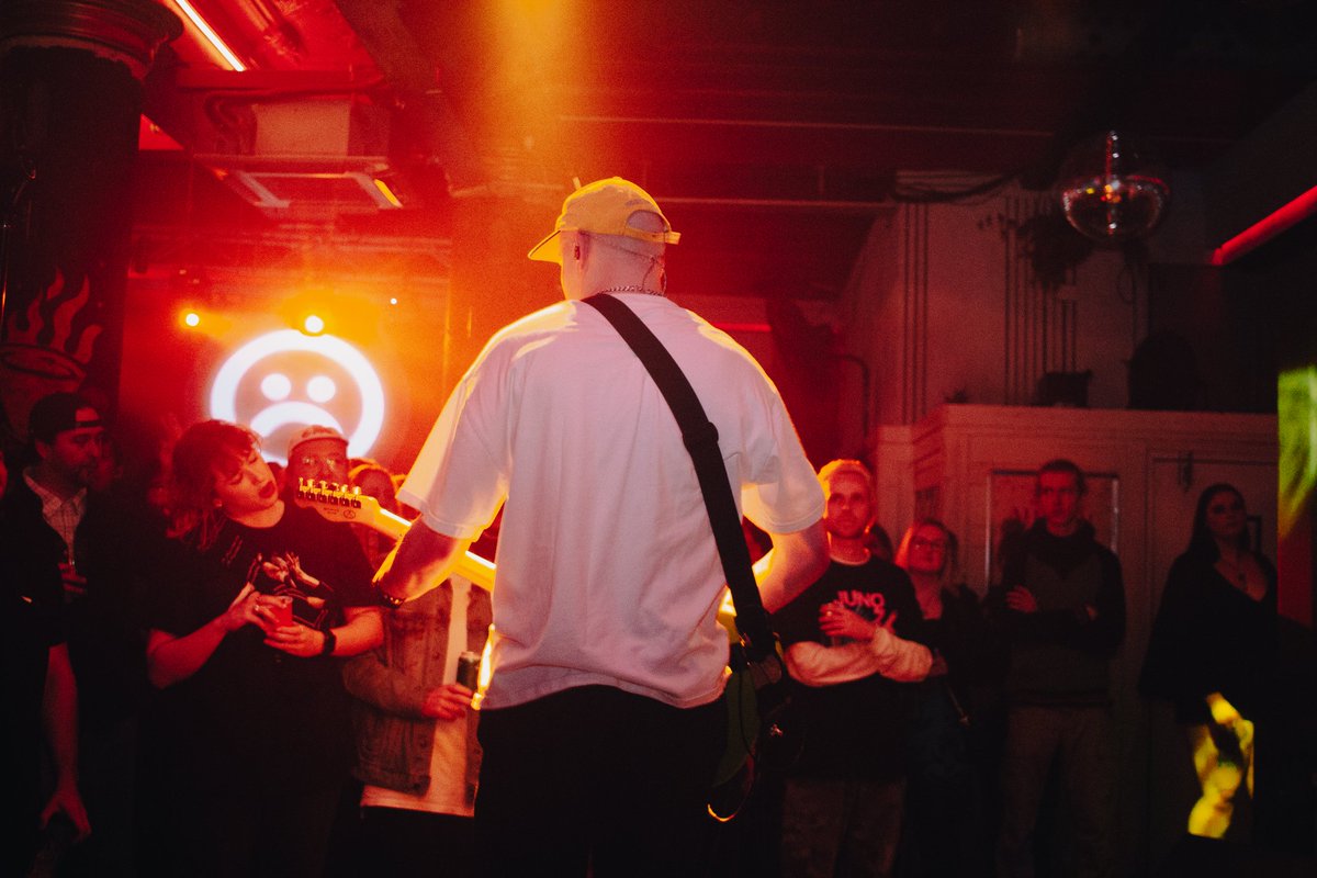 Sick Visor tweet media