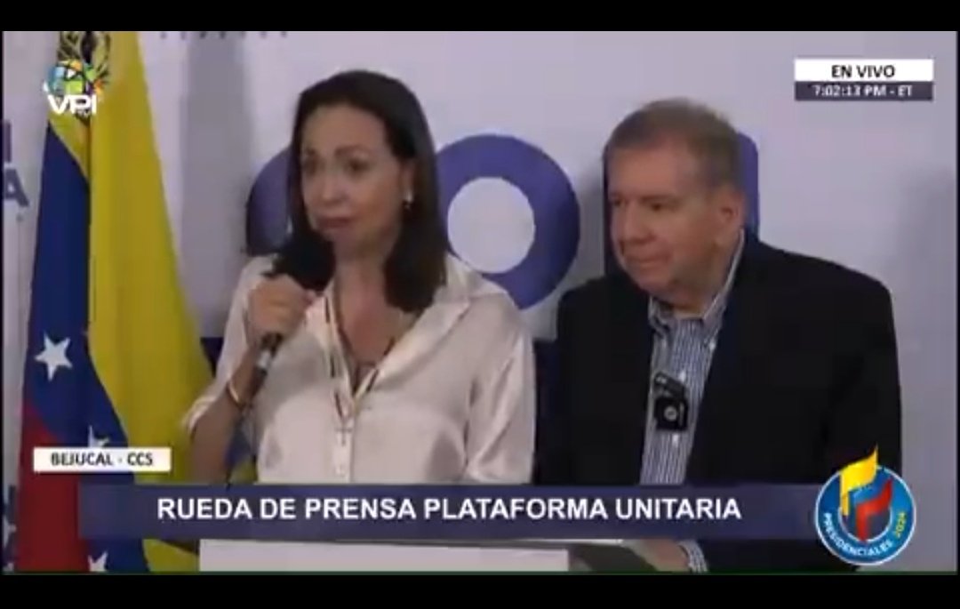 MechiAndreina's tweet photo. Con el 72.30% de las actas tenemos.
Edmundo Gonzalez 6.275.181
Nicolás Maduro 2.759.256

Con un resultado IRREVERSIBLE...

Que viva Venezuela, que viva nuestra Tierra de Gracia! https://t.co/vMDgSL75HX