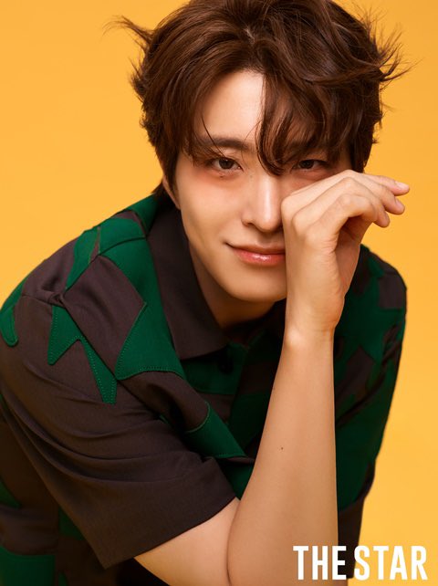 Nannymistra's tweet photo. บทสัมภาษณ์น้องบอกว่า

ทุกวันนี้มีความสุขมากไม่ลืมที่จะตอบแทนแฟนๆ ผมกําลังทํางานอย่างหนักเพื่อให้เป็นไปตามความคาดหวังเท่ากับที่แฟนๆสนับสนุนผม หวังว่าคุณจะชอบ ผมรักคุณและจะไปหาด้วยภาพลักษณ์ที่หลากหลายและดีขึ้น 

ผมจะจบคอนเสิร์ตที่กําลังจะมาถึงให้ดีและพักผ่อนให้เพียงพอ https://t.co/5c5ULam25f
