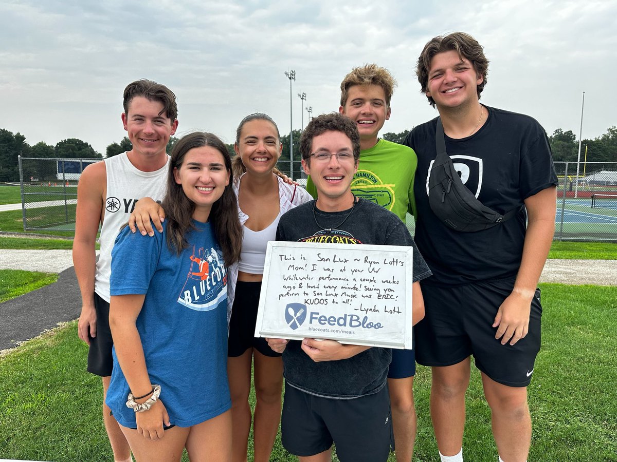 Huge thank you to Lynda Lott for donating tonight’s dinner! 💙🎵🌀

Help #feedBLOO by sponsoring a meal at bluecoats.com/feedBLOO